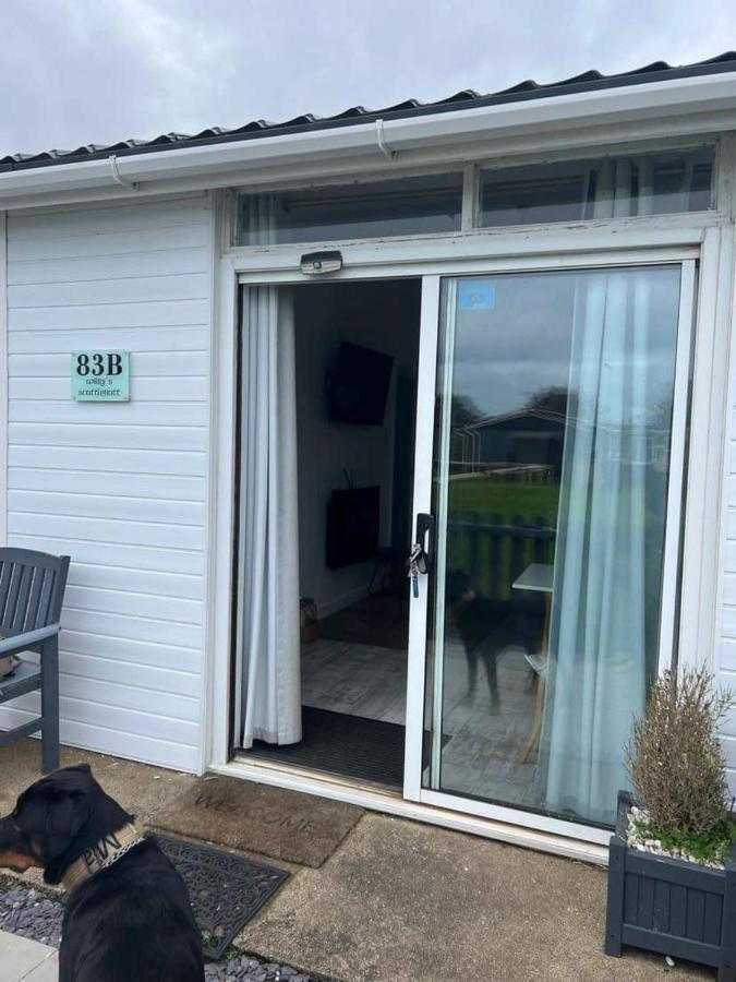 Stunning One Bed Modern & Contemporary Chalet Bridlington Bagian luar foto